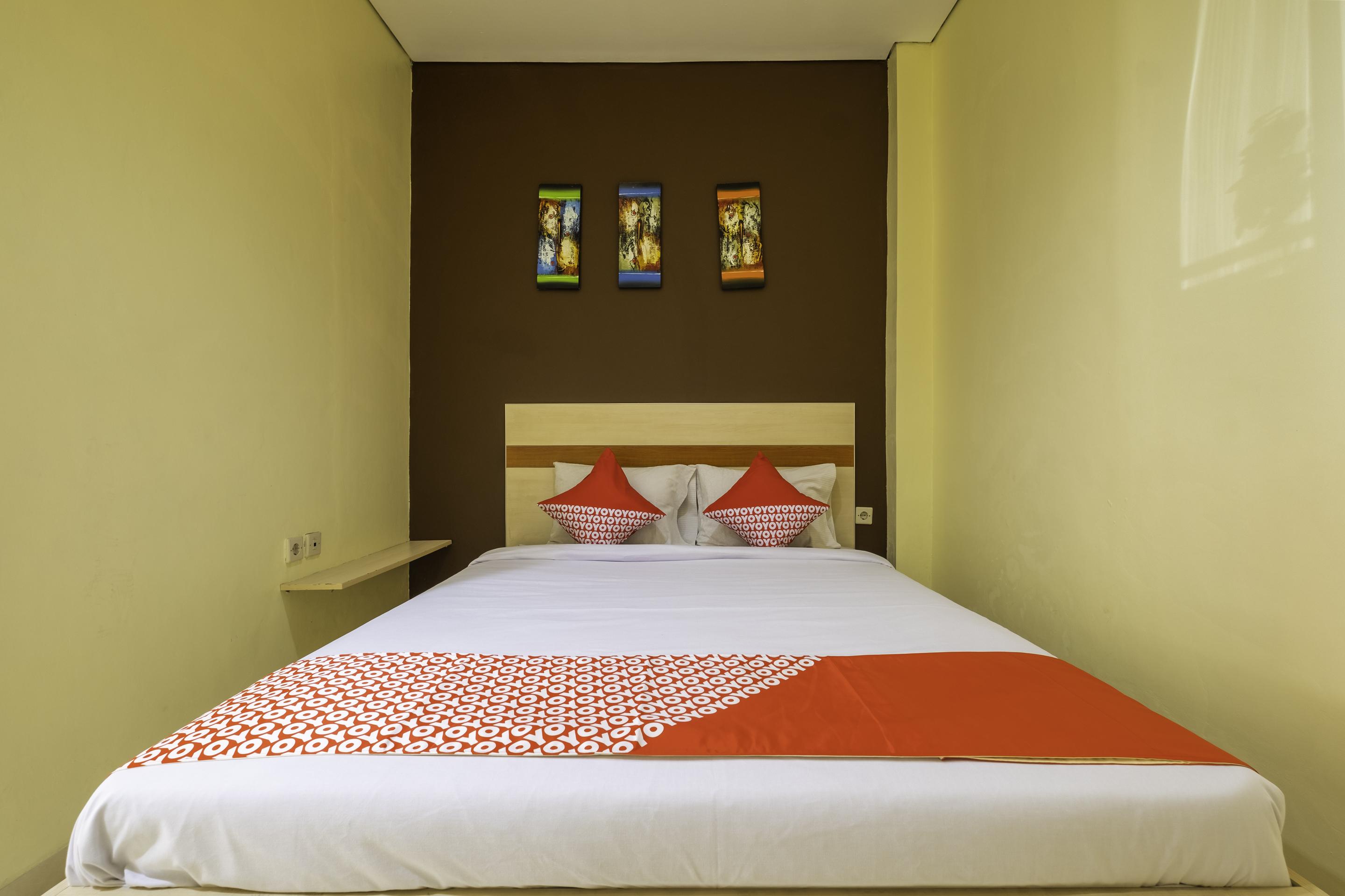 OYO 2947 Cluster Harris Home Stay&Kos Cimindi Exterior foto